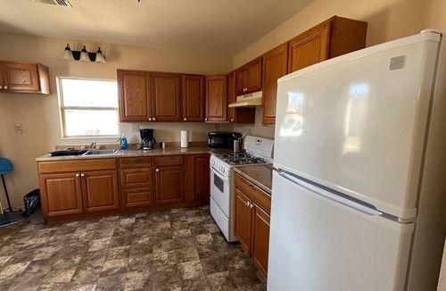 Sayre House | Cozy modern small town apartment pet and child friendly large parking