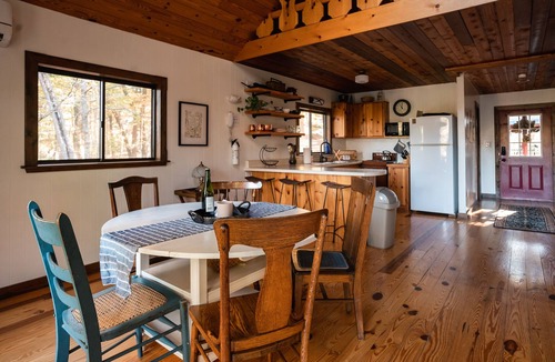 Bergton Ski Chalet | Cozy Mountain Escape