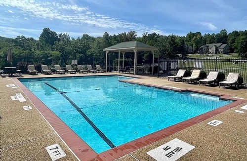 Mercersburg Ski Chalet | Cozy Mountain Escape Near Whitetail Resort, Skiing, Golf & Hiking