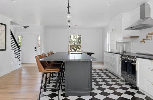 East Marion House | Cozy North Fork Home Close to Beaches, Wineries, and Town, Perfect for Families