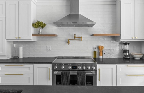 East Marion House | Cozy North Fork Home Close to Beaches, Wineries, and Town, Perfect for Families