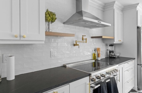East Marion House | Cozy North Fork Home Close to Beaches, Wineries, and Town, Perfect for Families