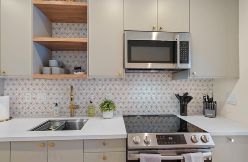 Italian Village House | Cozy on 4th - OSU/Short North