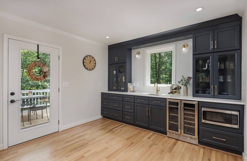 Blue Ridge House | Cozy, renovated 3-bedroom retreat on 10+ acres in charming Leesburg. Sleeps 7
