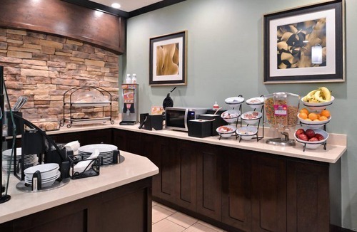 Wichita Falls Apartment | Cozy Studio Suite in Wichita Falls | Great for Business Travelers!