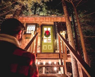 Hardwick House | Cozy Treehouse with Sauna in Hardwick, VT
