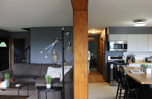 North Springfield House | Cozy Vermont Cabin · Mountain Views · Near Okemo