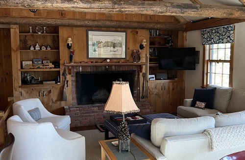 Stratton and Bromley Ski Areas House | Cozy Vermont ski house conveniently located between Stratton and Bromley Mtn.