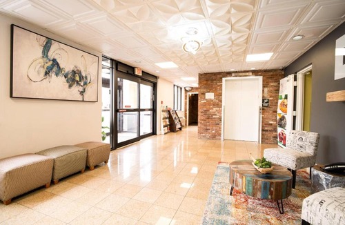 Cromwell Hotel | Cromwell Inn - Middletown