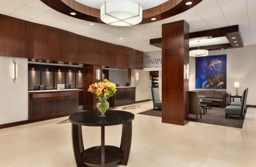 Crystal City Hotel | Crowne Plaza Crystal City-Washington, D.C. by IHG