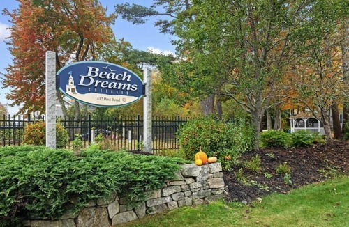Wells Cottage | Cute and Comfy Cottage - 1 Mile to Wells Beach & 3 Miles to Ogunquit Beach!