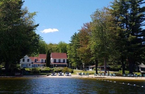 North Sebago Cottage | Cypress Cottage-Private Beach-Pets Welcome - Round Table Lodge, Sebago, Maine
