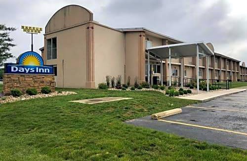 Grove City Hotel | Days Inn by Wyndham Grove City Columbus South