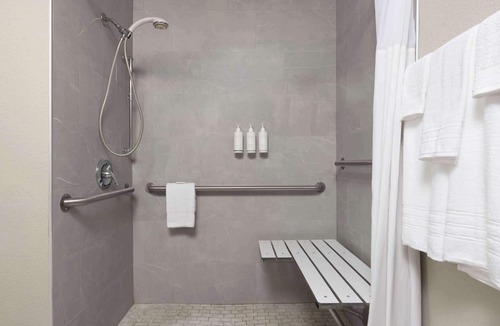 Carthage Hotel | Days Inn by Wyndham Carthage