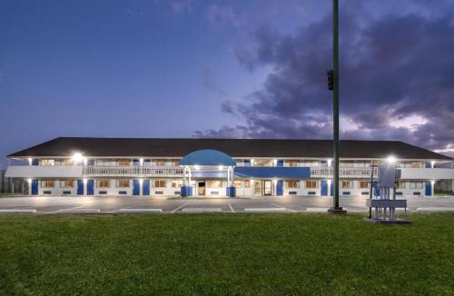 Independence Hotel | Days Inn by Wyndham Independence