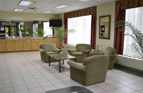 Luray Hotel | Days Inn by Wyndham Luray Shenandoah