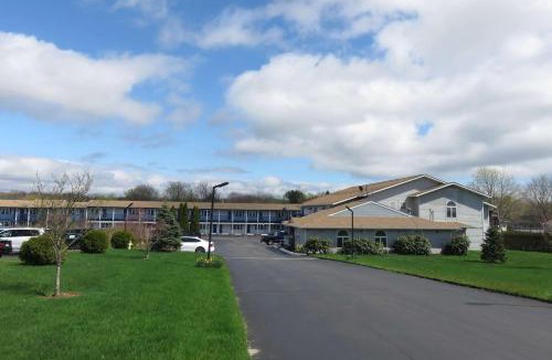Middletown Hotel | Days Inn by Wyndham Middletown/Newport Area