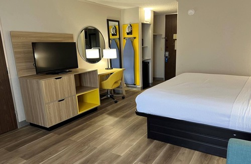 Norman Hotel | Days Inn by Wyndham Norman