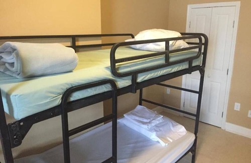 Shaw Hostel | DC International Hostel