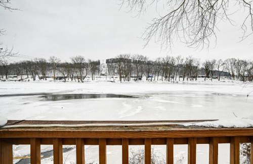 Dresden House | Deck & Fire Pit! Muskingum Fishing Cabin