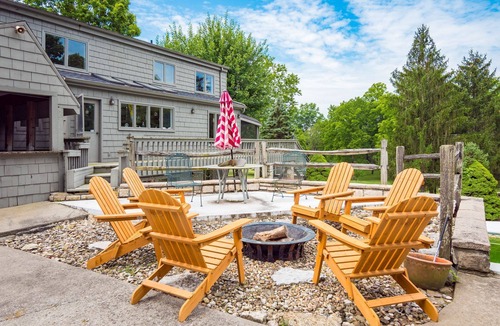 Delaware House | Delaware Farmstead Retreat