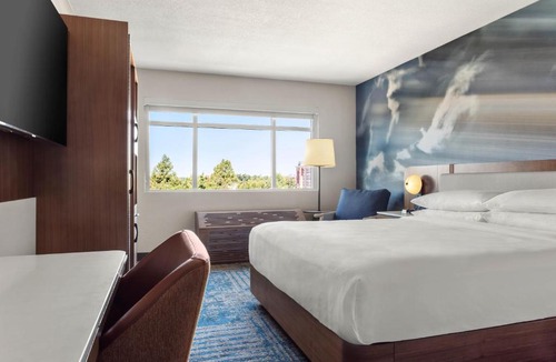 Midwest City Hotel | Delta Hotels by Marriott Midwest City at the Reed Conference Center