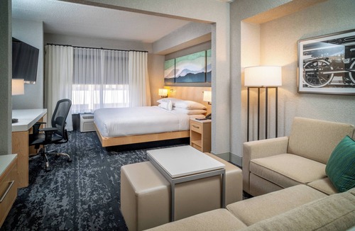 Huntington Hotel | Delta Hotels by Marriott Huntington Downtown