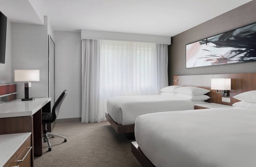 South Burlington Hotel | Delta Hotels by Marriott Burlington