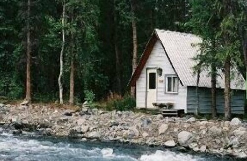 McKinley Park Cabin | Denali Perch Resort