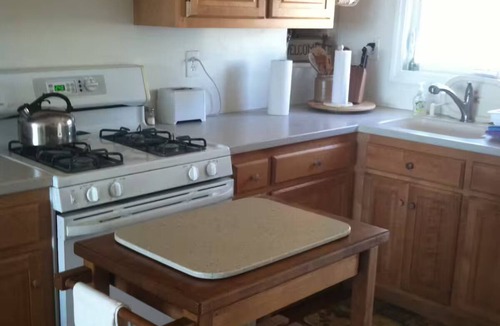 Old Lyme Cottage | Direct LI sound waterfront cottage, one level living in Hawks Nest Beach
