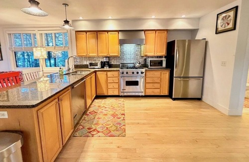 Monterey House | Direct to Lake Garfield: Summer dates Available!