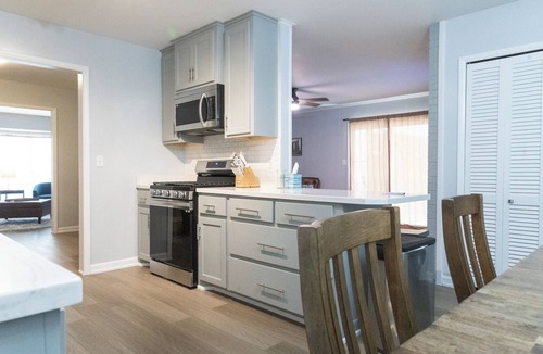 Tulsa House | Discounted July and August Rates Near Everything Tulsa and Broken Arrow