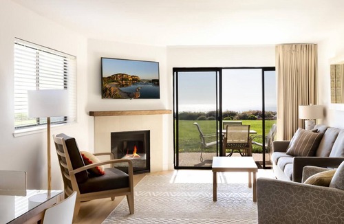 Rio del Mar Hotel | DLX Ocean View 2 BD Villa