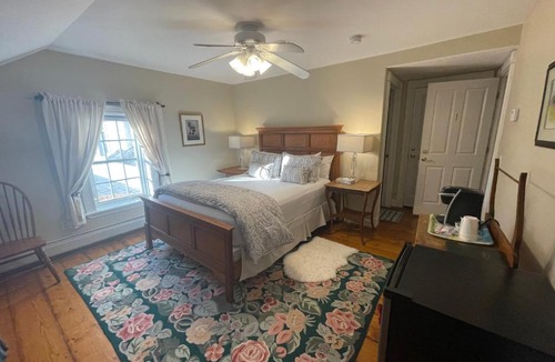 North Hero Bed & Breakfast | Dodds Brick House Bed & Breakfast