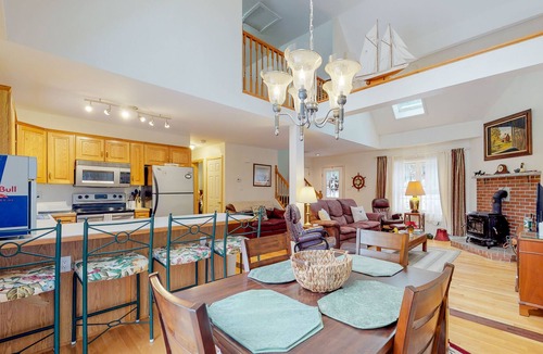 Wiscasset House | Dog-friendly riverfront home with private dock & gas grill