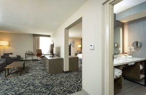 Harrisonburg Hotel | Doubletree by Hilton Harrisonburg