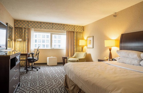 Core Hotel | DoubleTree by Hilton Hotel St. Paul Downtown