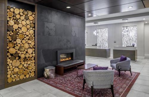 Rochester Hotel | DoubleTree by Hilton Rochester