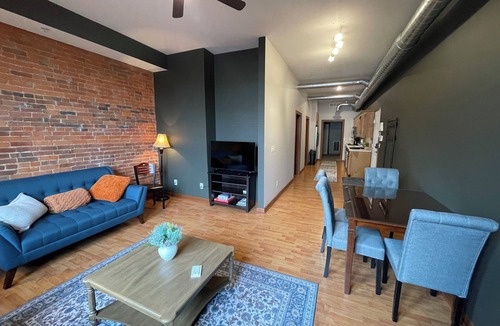 Wooster Apartment | Downtown 2-bedroom luxury apartment in Wooster