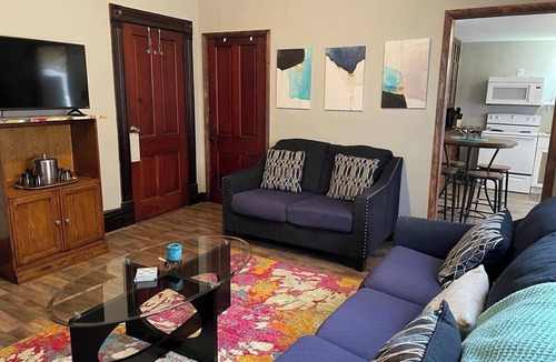 Guthrie Apartment | Downtown Apt. Wi-FI. Pets OK!