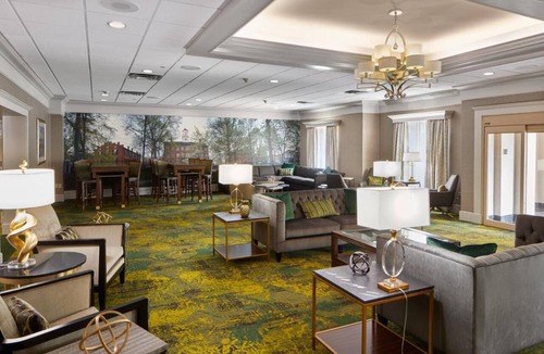 Athens Hotel | Downtown Athens Stay | 1 King Bed | Seasonal Pool