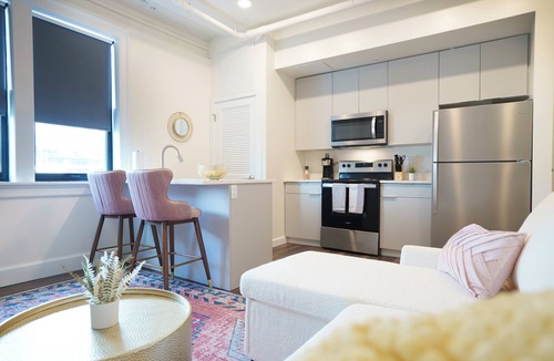 Uptown District Hotel | Downtown Columbus The Standard Apartment