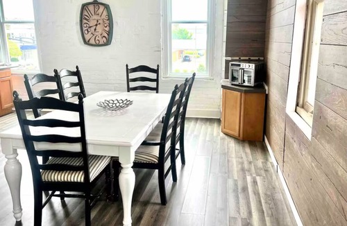 Owensboro Condo | Downtown condo Cozy 2-bedroom with plenty of space