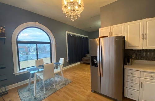 Brockton Condo | Downtown Condo with iMac work station