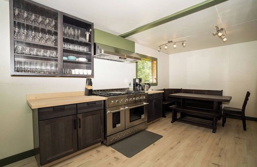 Talkeetna House | Downtown getaway home, big yard and one block from all the action