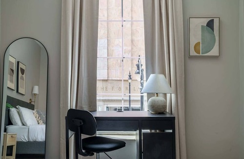 Uptown District Apartment | Downtown Luxury Apartment on the Columbus Commons