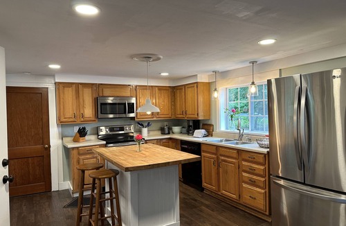 Meredith House | Downtown Meredith Village Cape