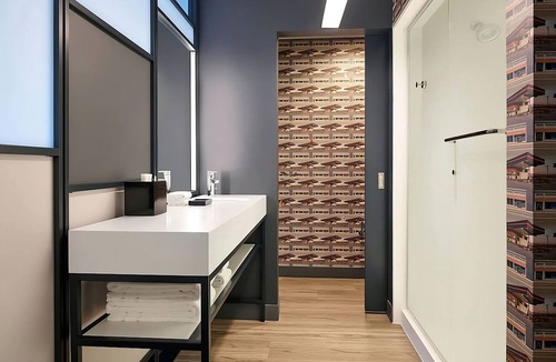 Portland Hotel | Downtown Portland Stay | 1 Unit | Near Commercial Street