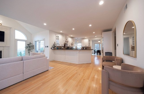 Canonsburg House | Draft Weekend Dream Home — Sleeps 8–10
