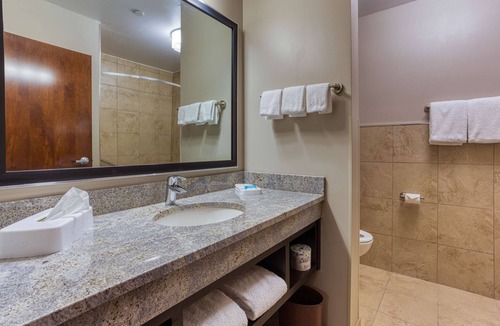 Mason Hotel | Drury Inn & Suites Cincinnati Northeast Mason